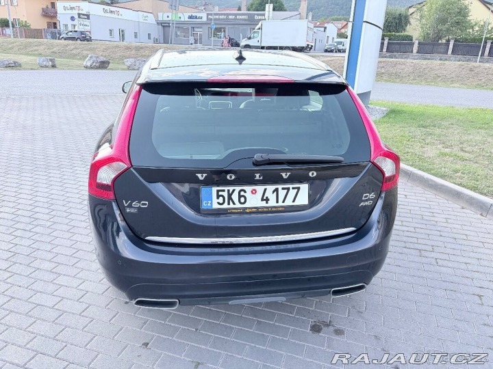 Volvo V60 2,4 D6 Plug-in Hybrid 2015