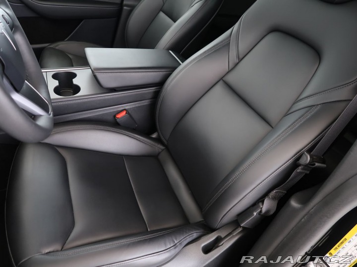 Tesla Model Y 4x4,LongRange,DualMotor,8 2023