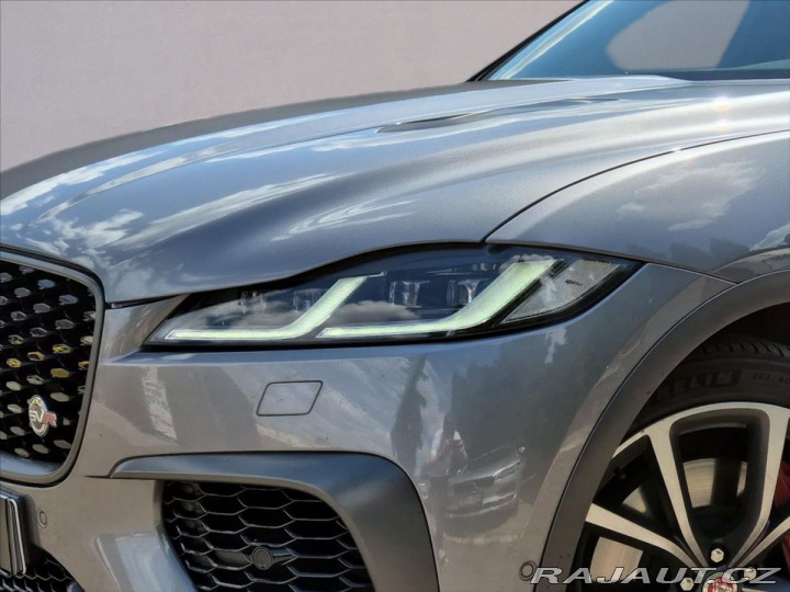 Jaguar F-Pace 5,0 V8 AWD SVR 405 kW 2021