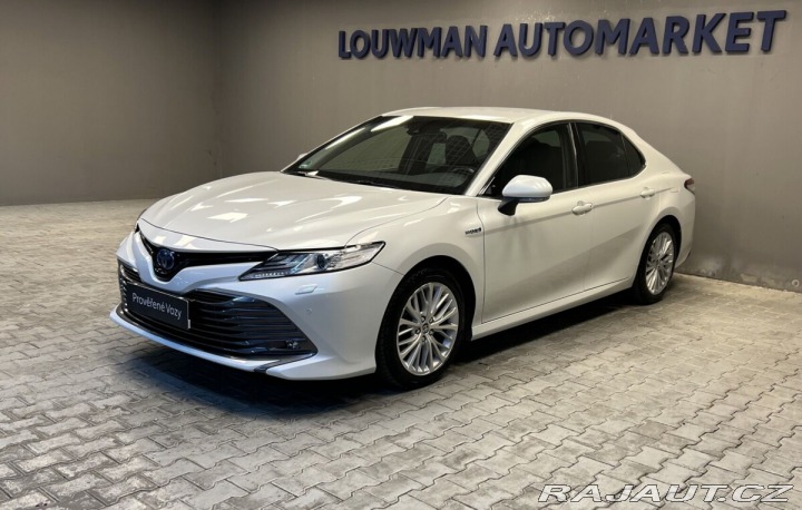 Toyota Camry 2,5 Hybrid AT Executive 2020