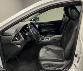 Toyota Camry 2,5 Hybrid AT Executive 2020
