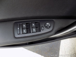 BMW 1 130i/M-Paket/NAVI/Bi-xeno 2006