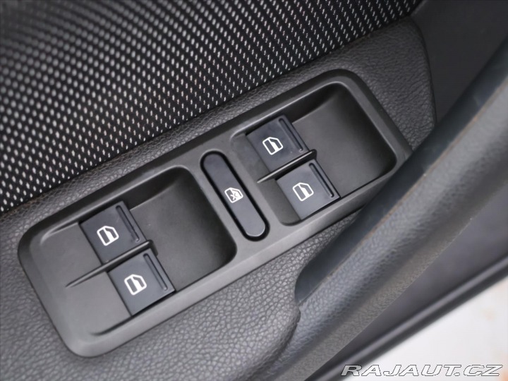 Škoda Yeti 2,0 TDI 103kW DSG 4x4 Xen 2012