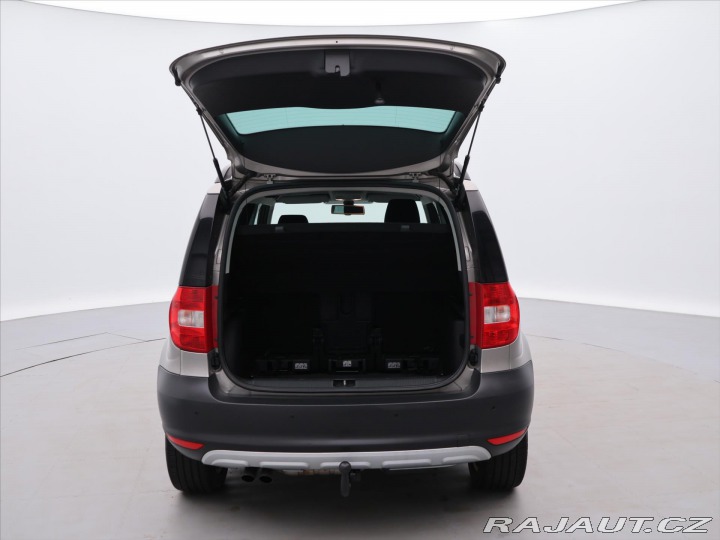 Škoda Yeti 2,0 TDI 103kW DSG 4x4 Xen 2012