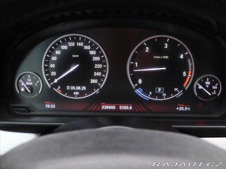 BMW 5 3,0 530d x Drive Tažné Kl 2011