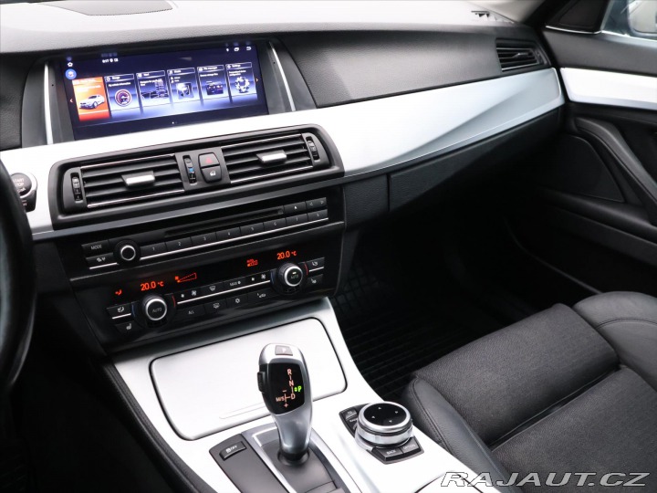 BMW 5 3,0 530d x Drive Tažné Kl 2011