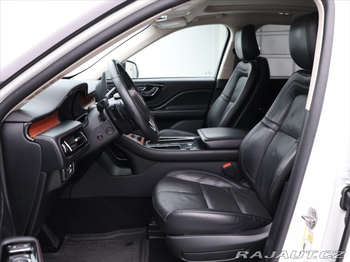 Lincoln Ostatní modely Aviator 3,0 EvoBoost V6 AWD CZ 2021