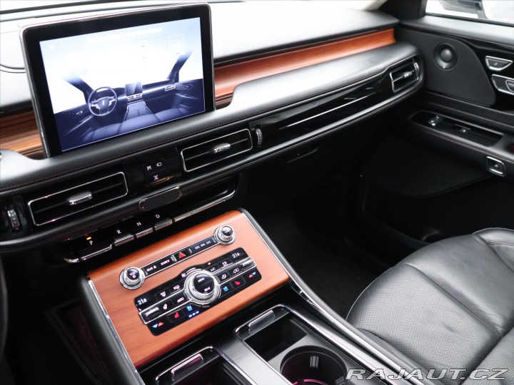 Lincoln Ostatní modely Aviator 3,0 EvoBoost V6 AWD CZ 2021