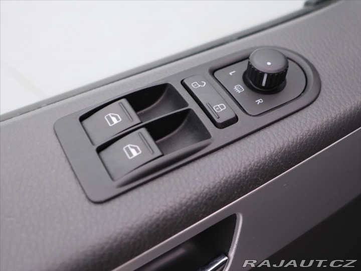 Volkswagen Multivan 2,0 TDI 103kW Highline Ta 2014