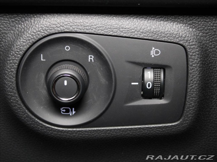 MG ZS 1,5 DVVT 78kW Essential P 2025