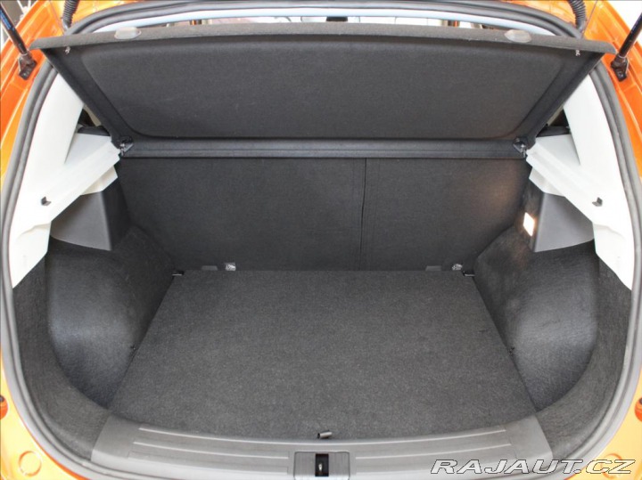 MG ZS 1,5 DVVT 78kW Essential P 2025