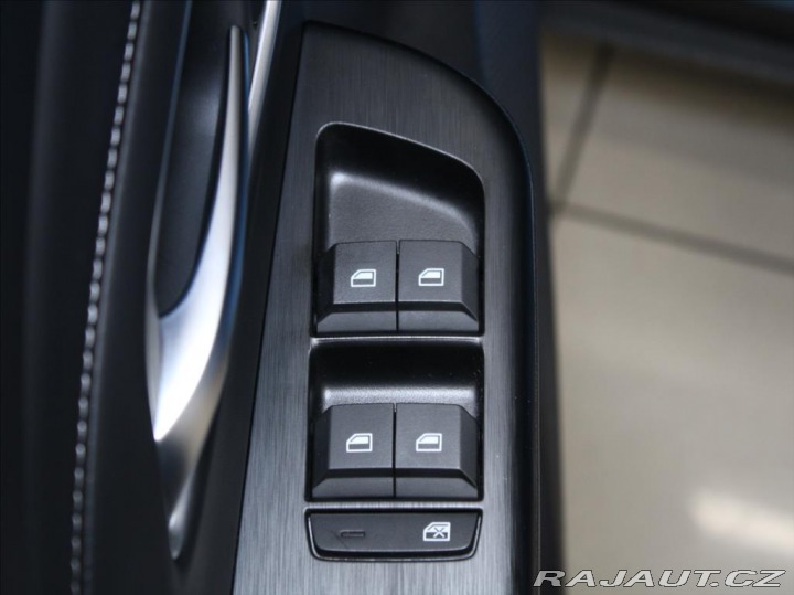 MG ZS 1,5 Hybrid+ Exclusive 20t 2025