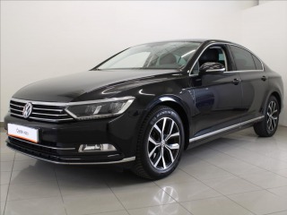 Volkswagen Passat 2,0 TDi 140Kw DSG Highlin