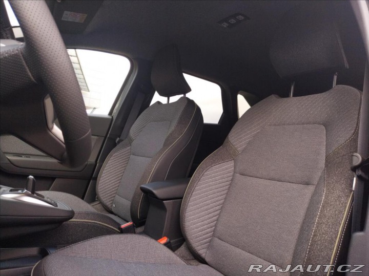 Mitsubishi Grandis 1.3 6MT M-HYBRID INVITE+ 2026