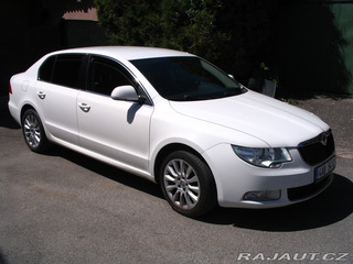 Škoda Superb sedan 2012
