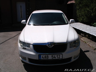 Škoda Superb sedan 2012