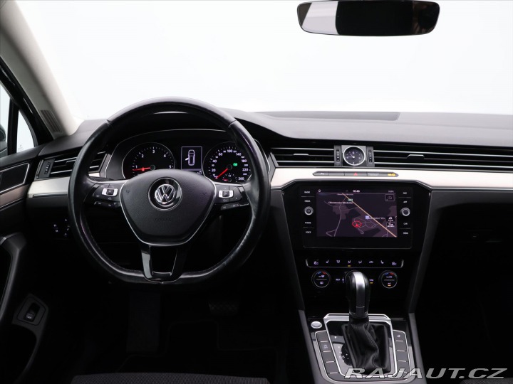 Volkswagen Passat 2,0 TDI 110kW DSG LED 1.M 2018