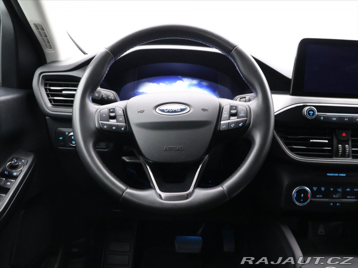 Ford Kuga 2,5 Hybrid 140kW AWD Tita 2023