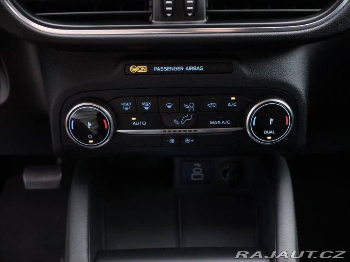 Ford Kuga 2,5 Hybrid 140kW AWD Tita 2023