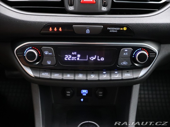 Hyundai i30 1.5 1.5 T-GDI Mild LED CZ 2022