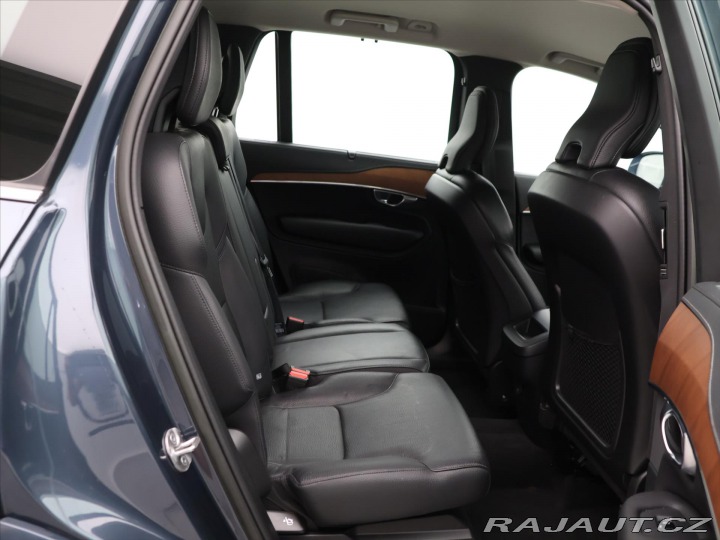 Volvo XC90 2,0 B5 173kW AWD LED CZ K 2022