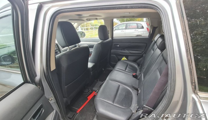 Mitsubishi Outlander 2,0 PHEV L EL&quo 1800
