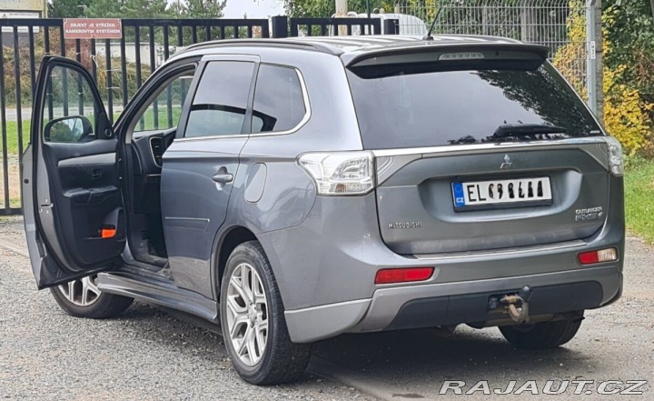 Mitsubishi Outlander 2,0 PHEV L EL&quo 1800