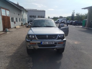 Mitsubishi Pajero Sport Sport V6 300L LPG