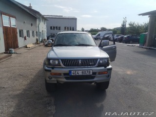 Mitsubishi Pajero Sport Sport V6 300L LPG 1800