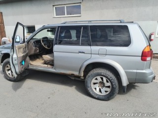 Mitsubishi Pajero Sport Sport V6 300L LPG 1800