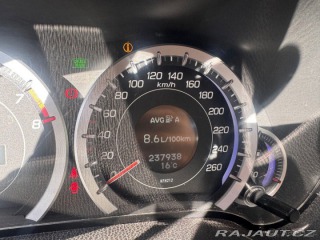 Honda Accord 2,4   8 1800