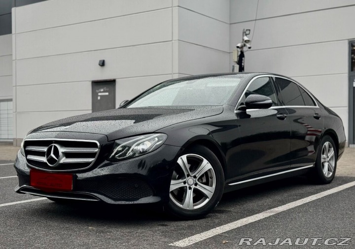Mercedes-Benz E E220D PRAHA 2017