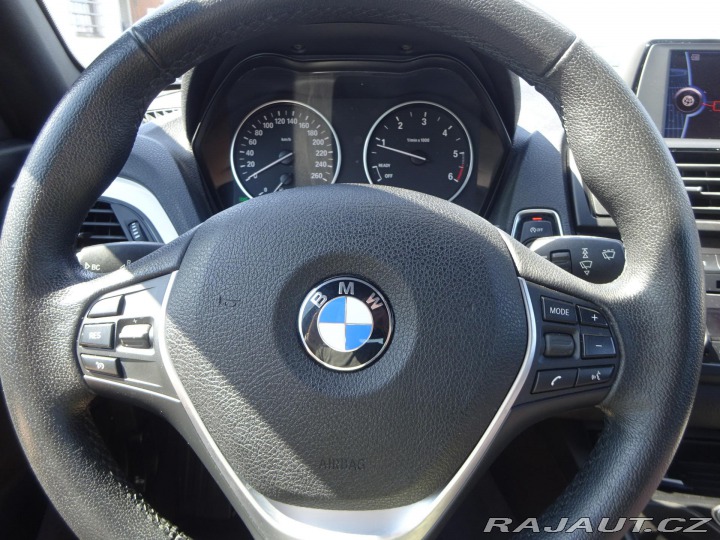 BMW 1 116d AUTOMAT ČR 2011