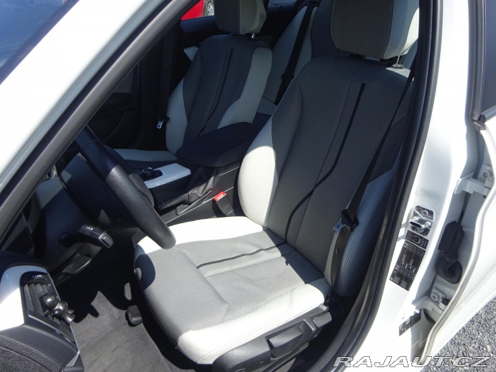 BMW 1 116d AUTOMAT ČR 2011