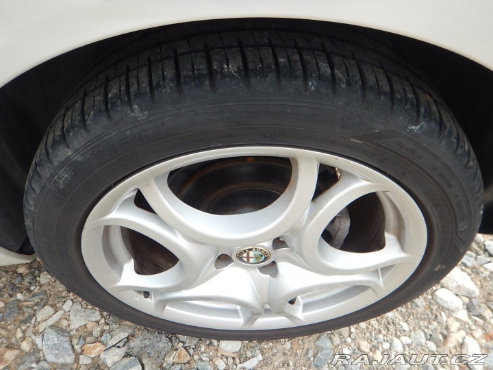 Alfa Romeo MiTo 1.4 T 135, AUTOMAT, KLIMA 2011