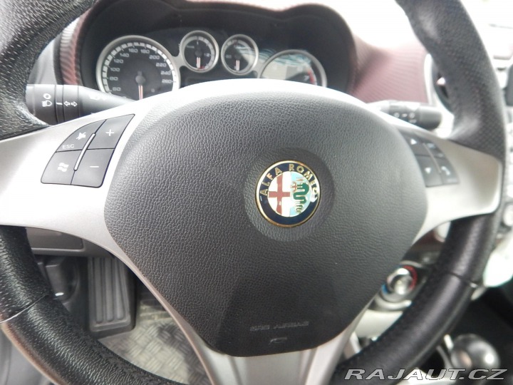 Alfa Romeo MiTo 1.4 T 135, AUTOMAT, KLIMA 2011
