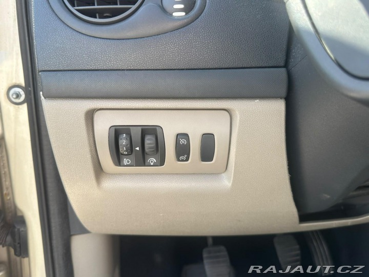 Renault Clio 1.2i, 55KW 2007