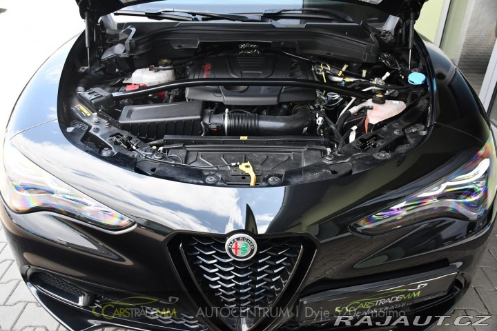 Alfa Romeo Stelvio 2.0T 16V 206kW VELOCE AT8 2024