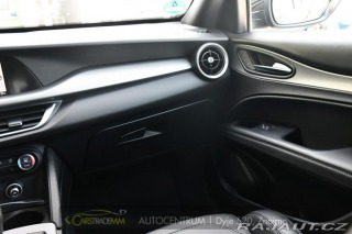 Alfa Romeo Stelvio 2.0T 16V 206kW VELOCE AT8 2024