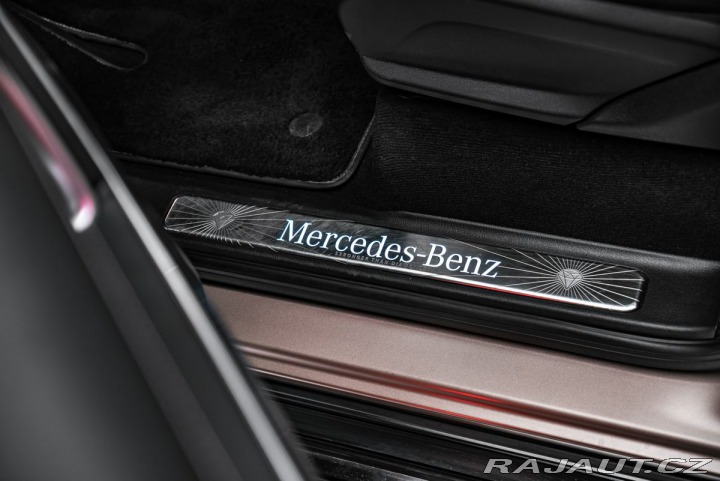 Mercedes-Benz G  2025
