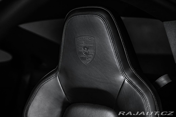 Porsche 911 Carrera 4 Sport Chrono PD 2021