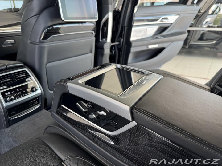 BMW 7 M760 Li xDrive*Nový Motor 2017