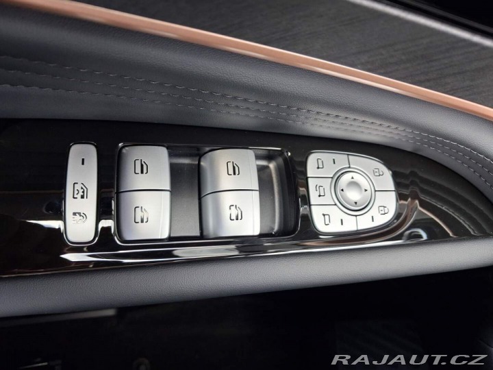 Jaecoo Ostatní modely 8 Exclusive 1.5TGDI PHEV AW 2026