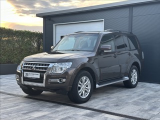 Mitsubishi Pajero 3,2 DI-D 190PS Instyle-7