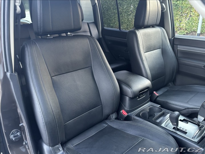 Mitsubishi Pajero 3,2 DI-D 190PS  Instyle-7 2018