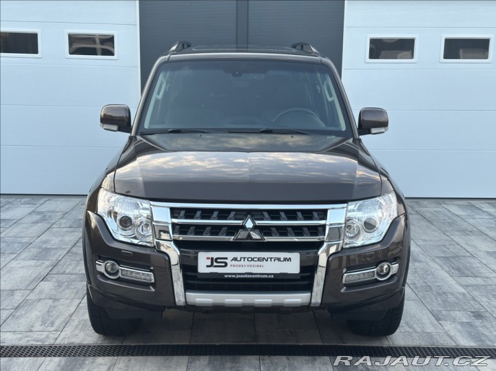 Mitsubishi Pajero 3,2 DI-D 190PS  Instyle-7 2018