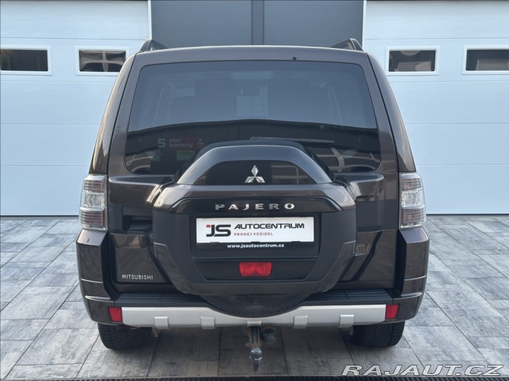 Mitsubishi Pajero 3,2 DI-D 190PS  Instyle-7 2018