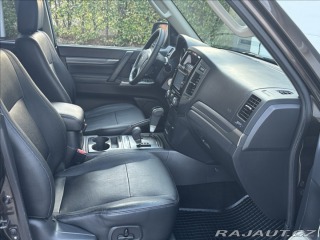 Mitsubishi Pajero 3,2 DI-D 190PS Instyle-7 2018