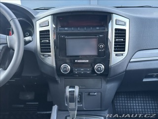 Mitsubishi Pajero 3,2 DI-D 190PS Instyle-7 2018