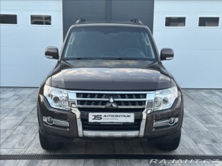 Mitsubishi Pajero 3,2 DI-D 190PS Instyle-7 2018